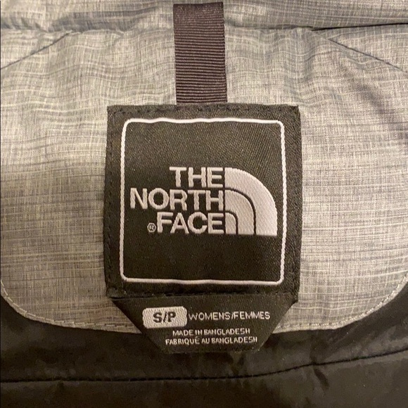 The North Face Women’s Vest - Picture 5 of 6